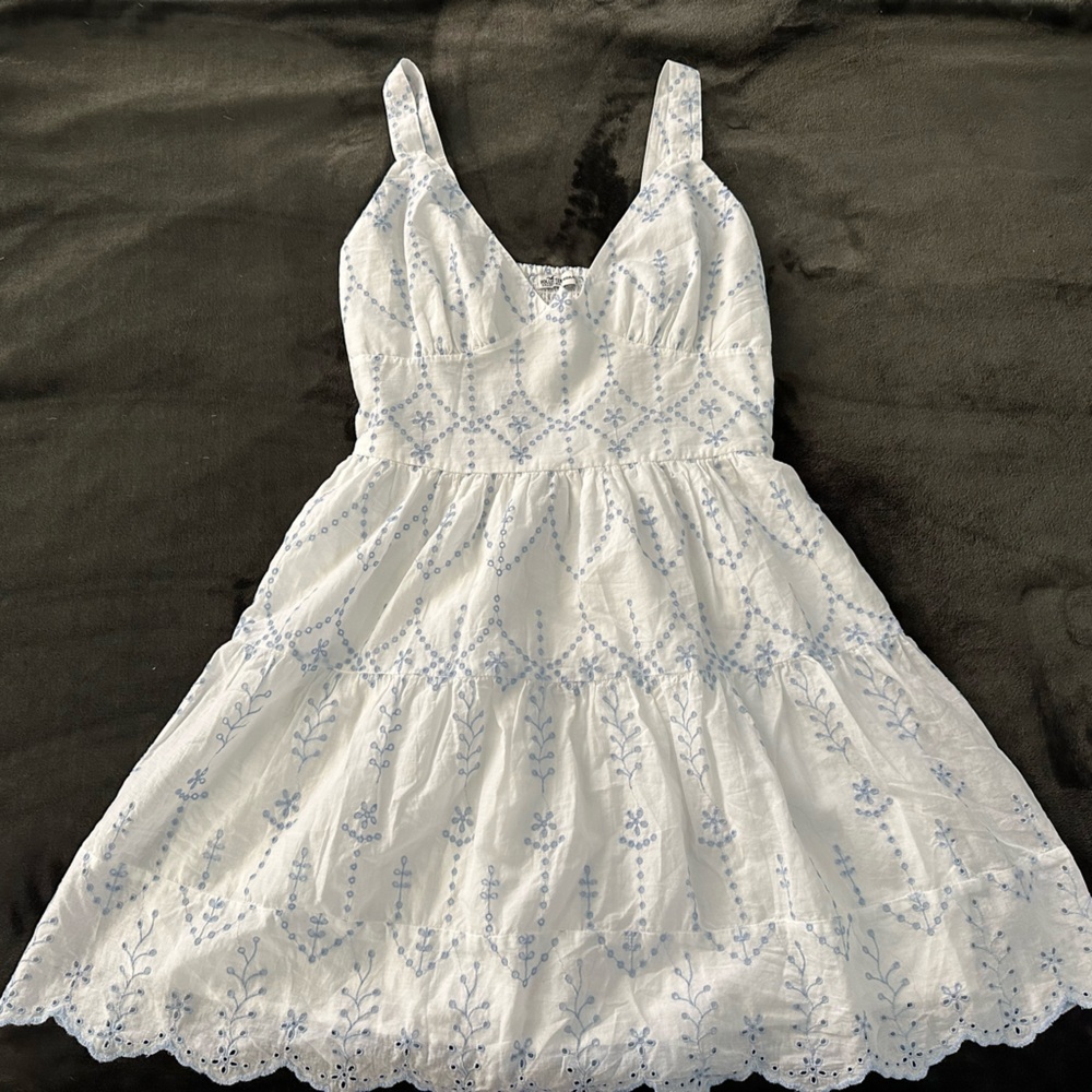 Hollister v neck eyelet mini dress, white and blue, medium